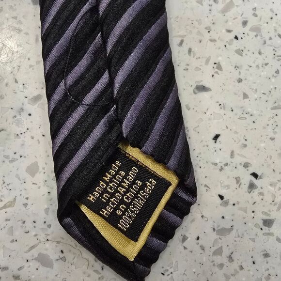 Donald Trump Signature Collection Striped Tie - Picture 7 of 10